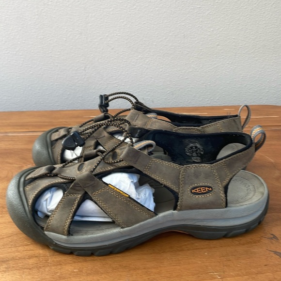KEEN Water Hiking Sandals Size 11 - Picture 4 of 15